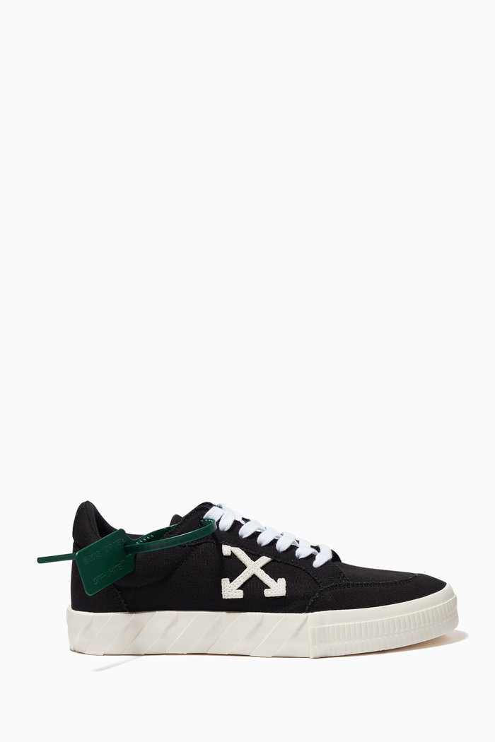 

Low Vulcanized Sneakers in Canvas, Black