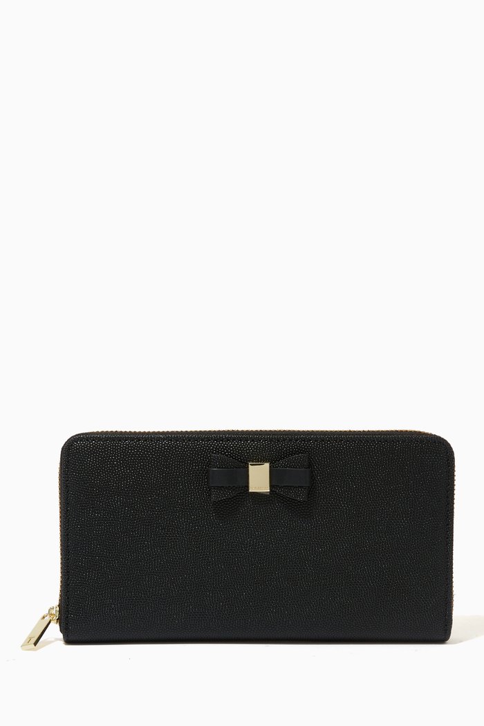 

Aubriee Bow Large Zip Around Purse in Leather, Black