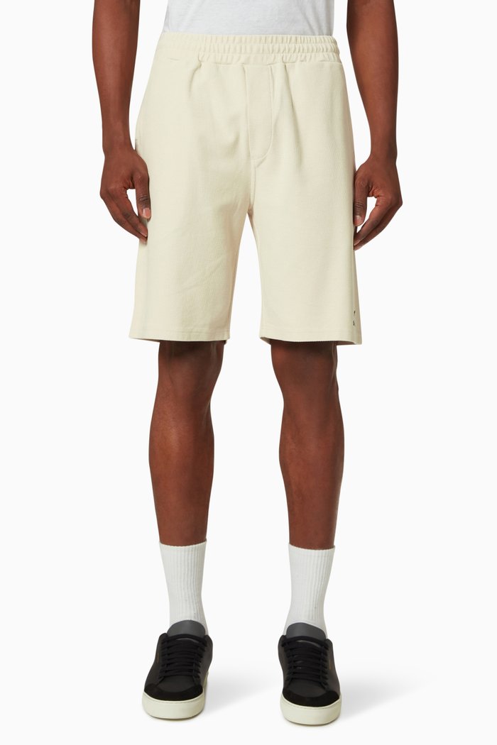 

Signature Shorts in Organic Cotton, Neutral
