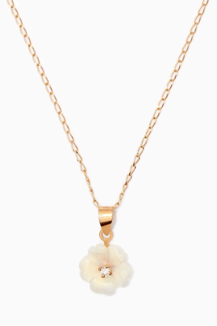 

Mother of Pearl Flower Diamond Pendant in 18kt Yellow Gold