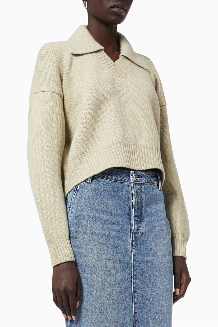 

Collared V-neck Cropped Pullover in Merino Wool, Neutral