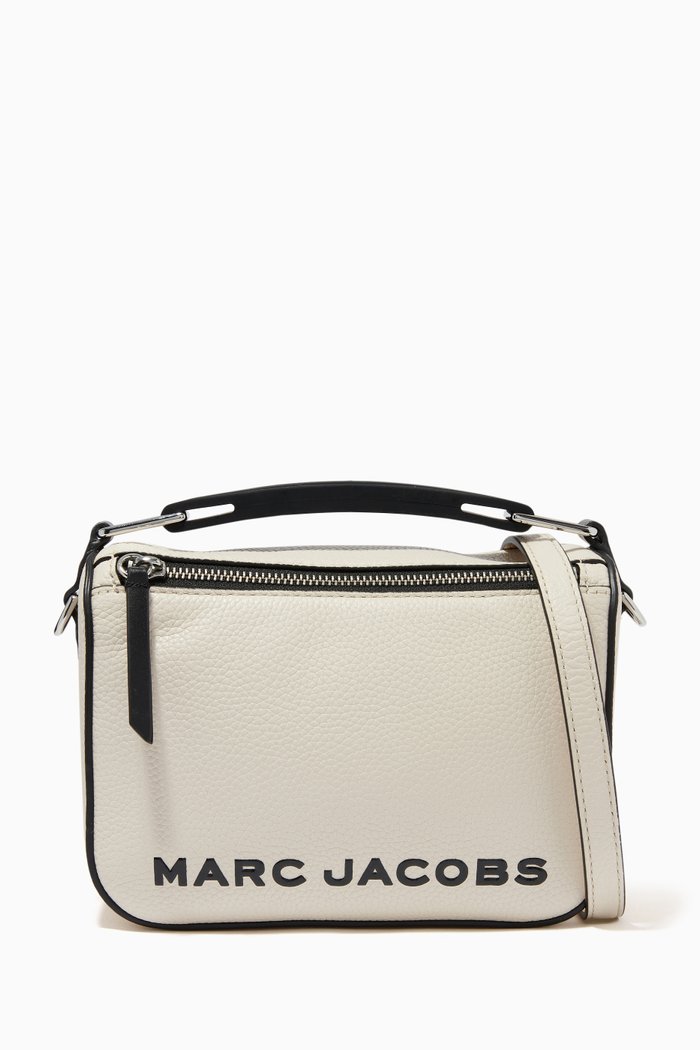 

The Softbox Tote Bag in Leather, Neutral