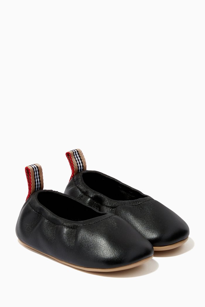 

Icon Stripes Ballerinas in Leather, Black