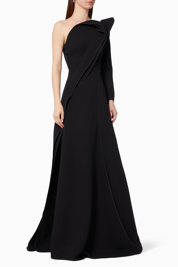 Akin Gown, Black