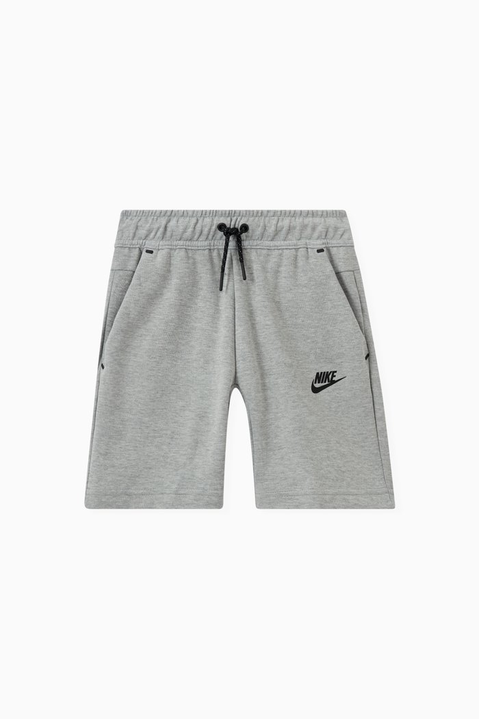 

Sportswear Shorts in Technical Fleece, Grey