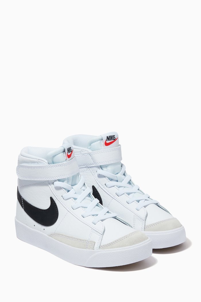 

Blazer Mid '77 Sneakers in Leather, White