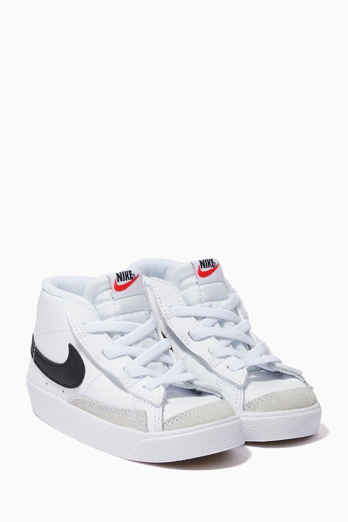 

Blazer Mid '77 Sneakers in Leather, White