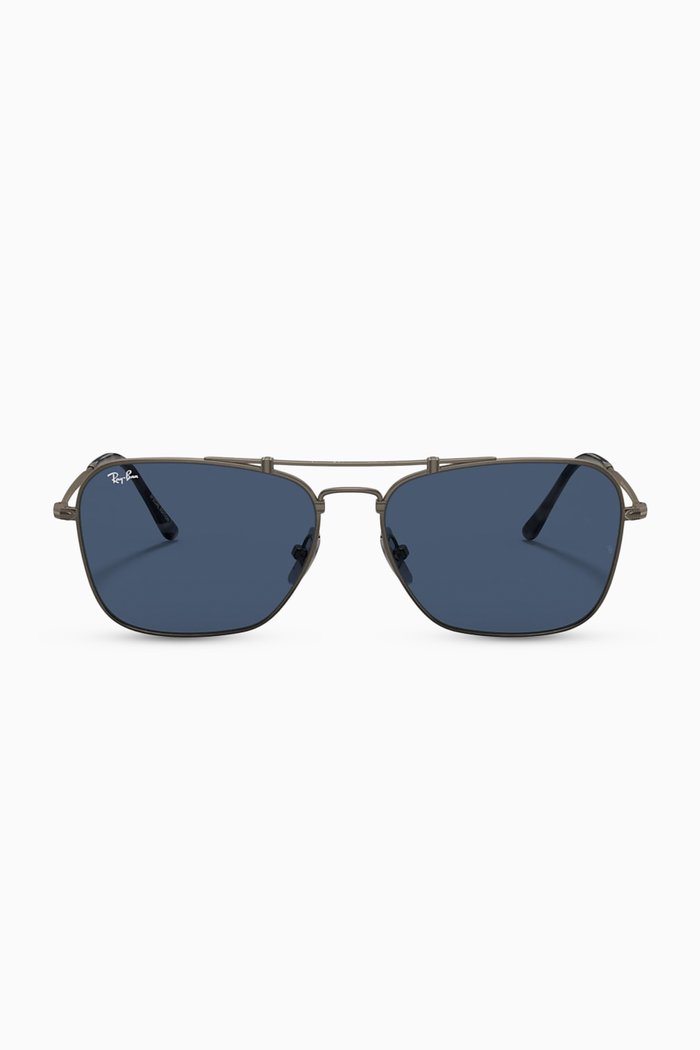 

x Scuderia Ferrari Square Sunglasses in Titanium, Grey