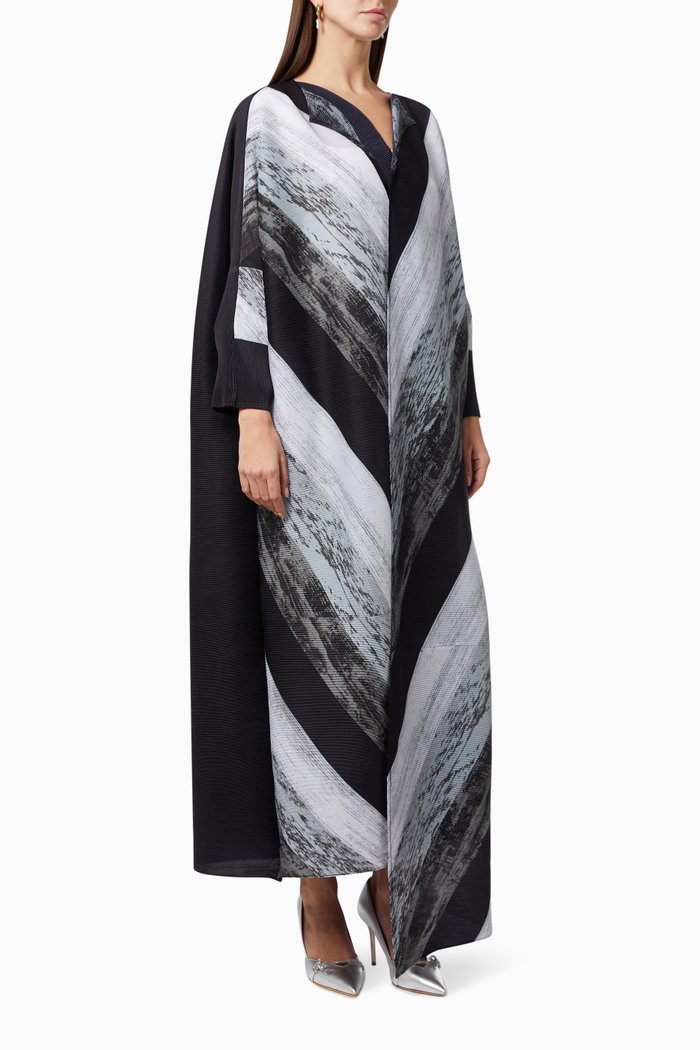 

Printed Line Kaftan in Plisse, Black
