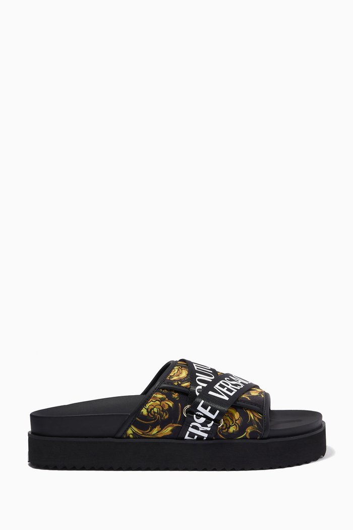 

Logo Tape Slide Sandals in Rubber, Black