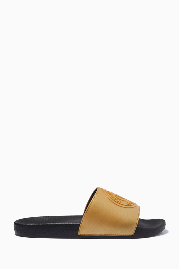 

Logo Emblem Slide Sandals in Rubber, Gold
