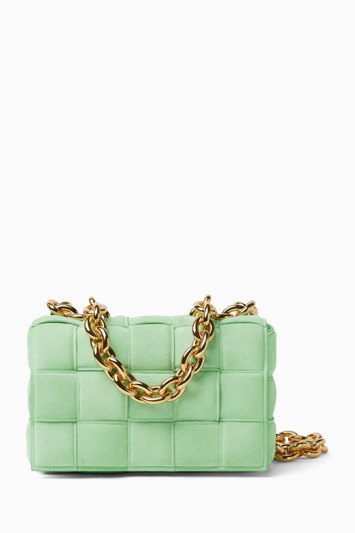 

The Chain Cassette Bag in Suede, Green