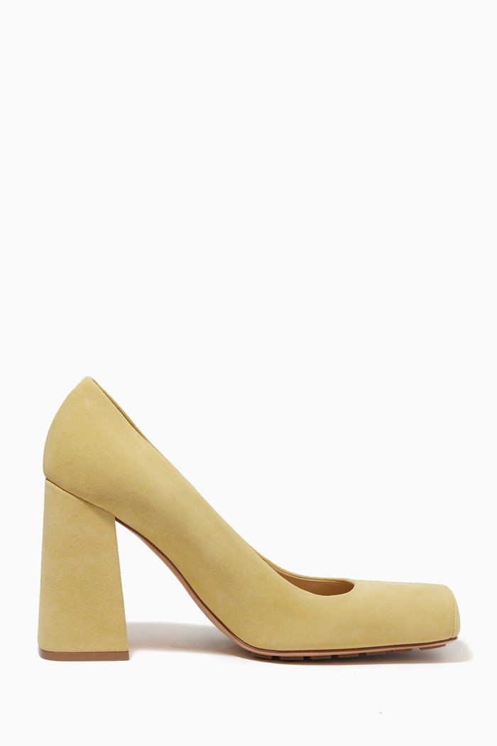 

Tower Pumps in Suede, Neutral