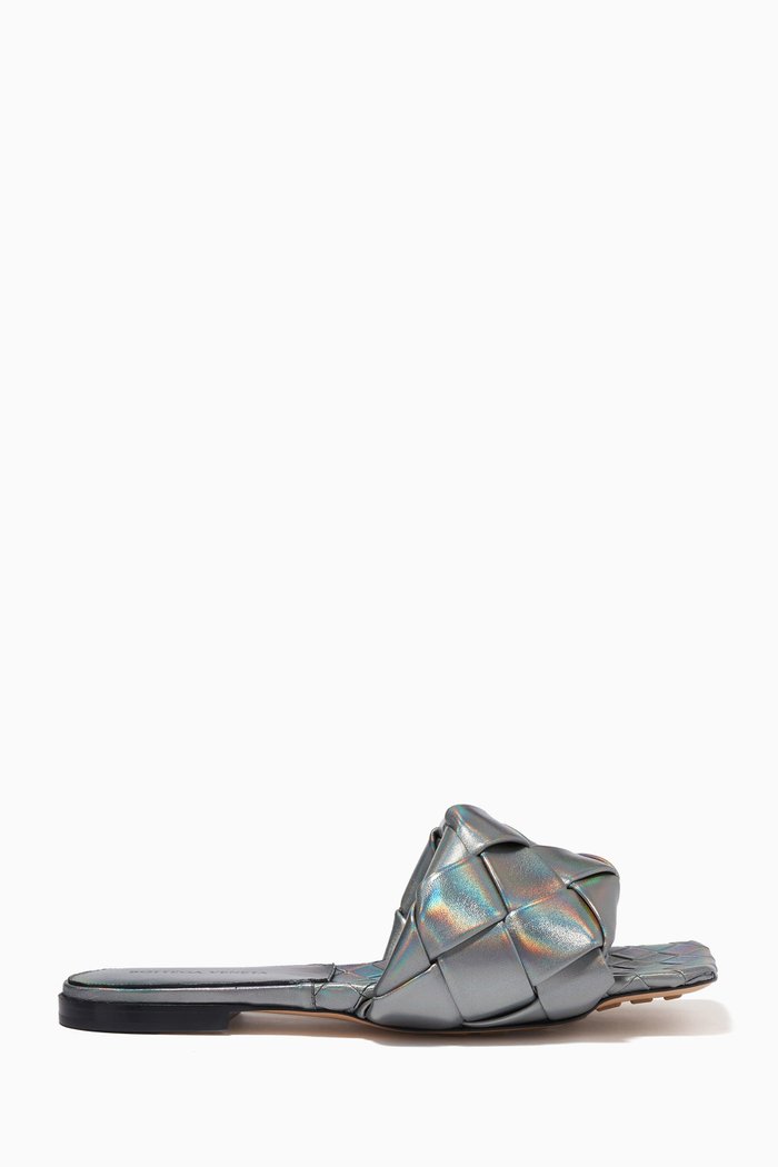 

Flat Sandals in Intreccio Metallic Leather, Grey