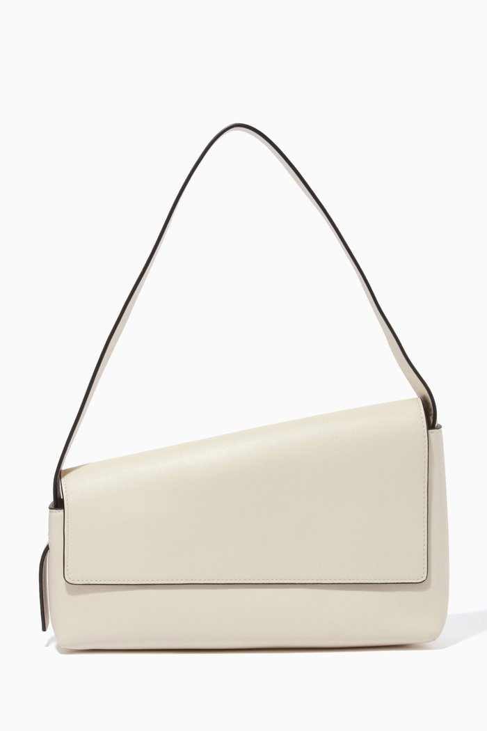 

Acute Shoulder Bag in Nappa, Neutral