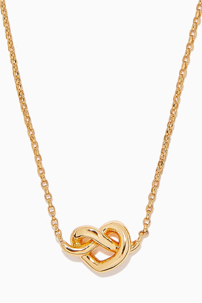 

Loves Me Knot Necklace in Gold Plating