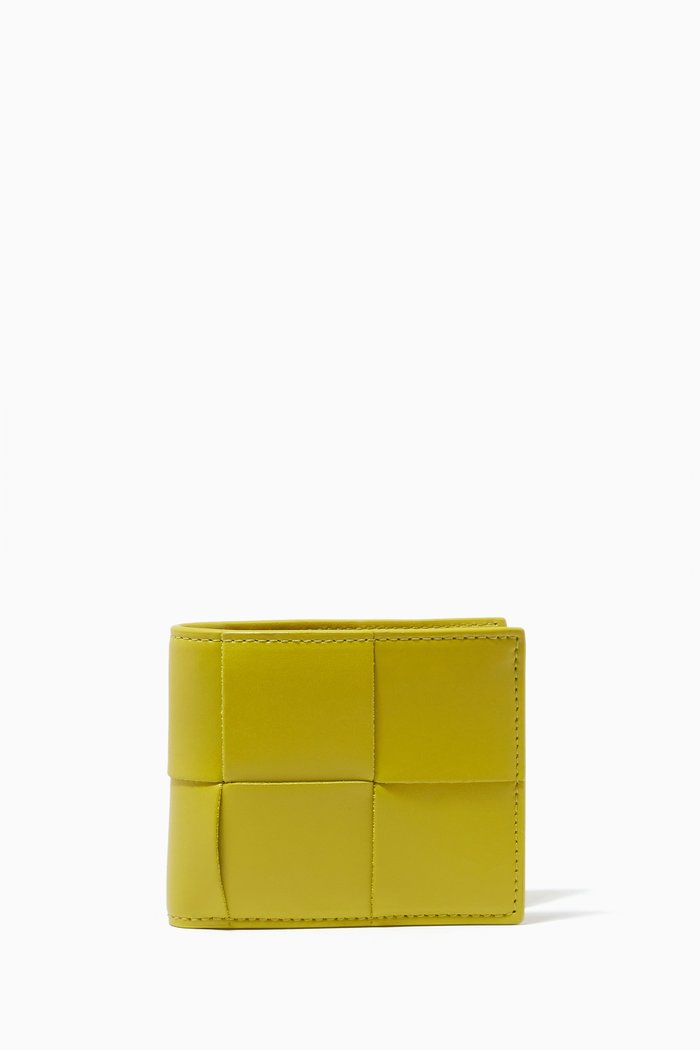 

Bi-fold Wallet in Intrecciato Urban Leather, Green
