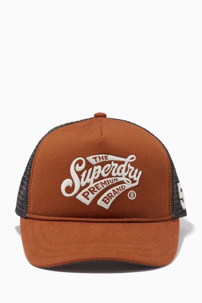 

Classic Trucker Cap in Cotton & Mesh, Neutral