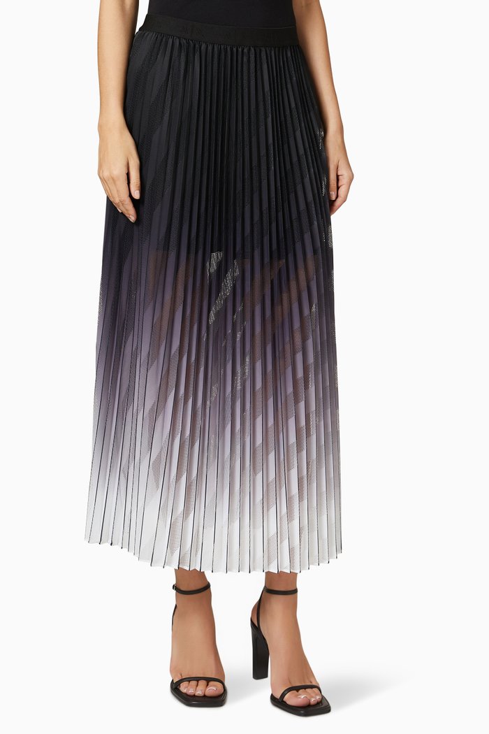 

Ombre Pleated Maxi Skirt in Nylon, Black