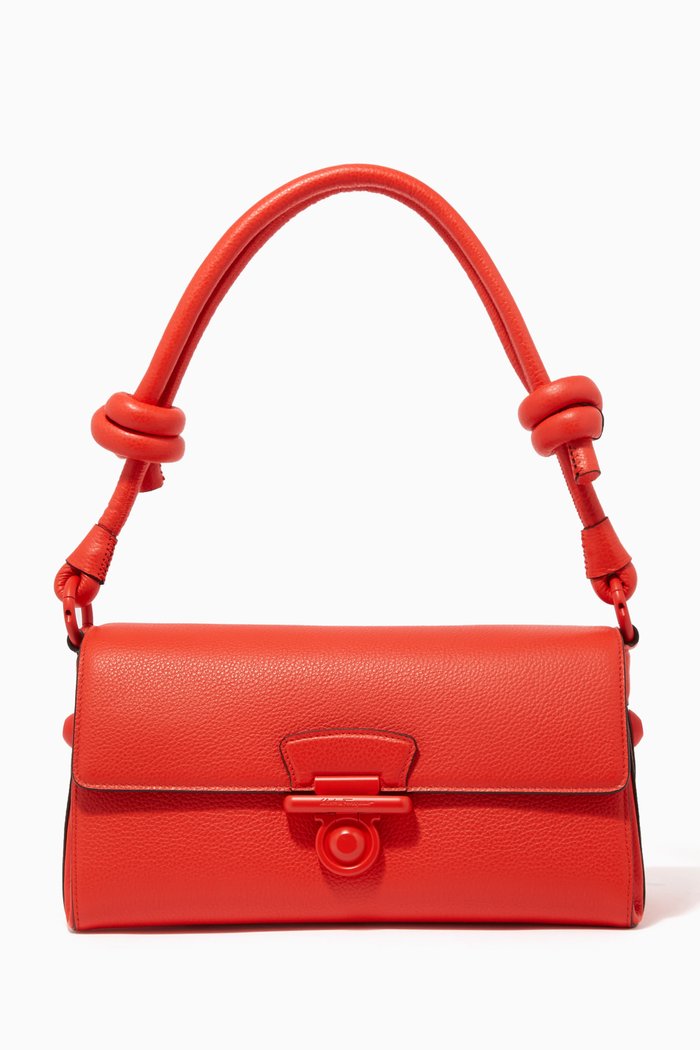 

Glam Shoulder Bag in Hammered Calfskin, Red