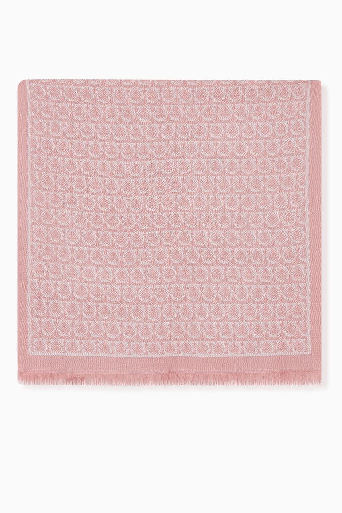 

Gancini Scarf in Wool, Pink