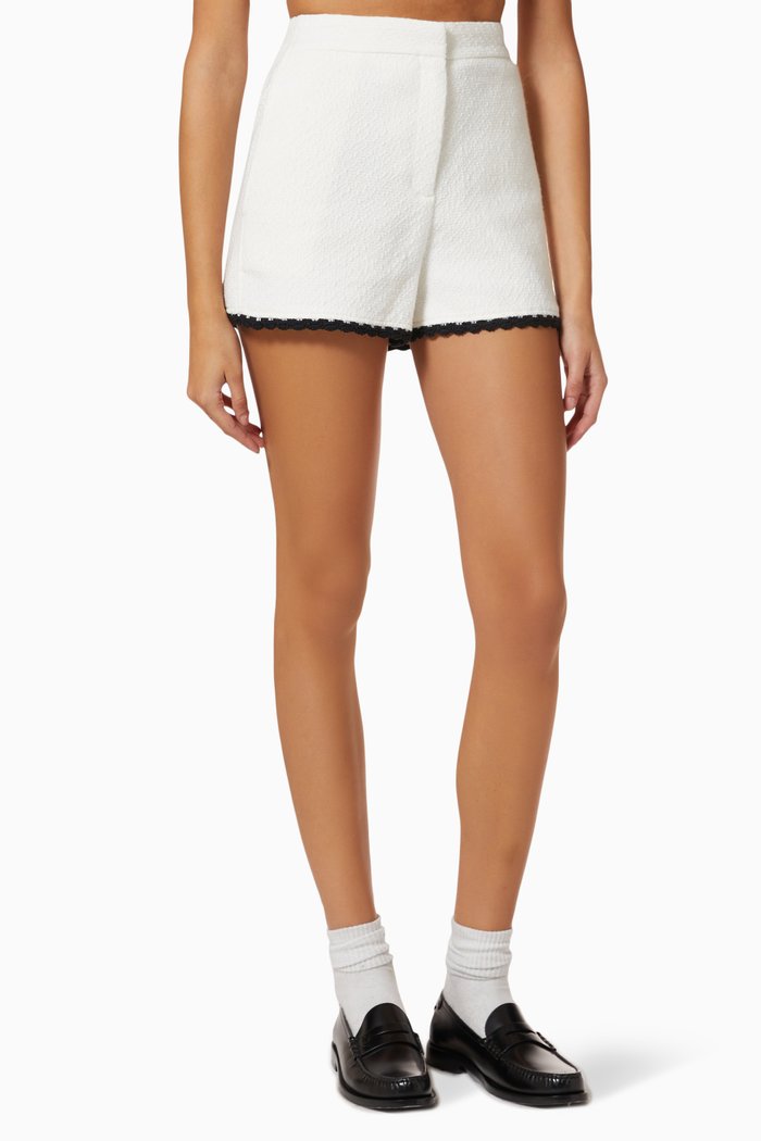 Tosio Scalloped Shorts in Wool Blend, Neutral