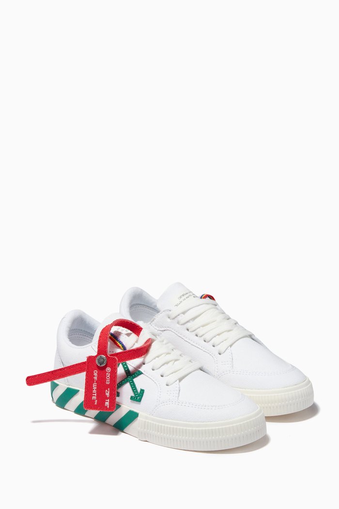 

Low Vulcanized Sneakers, White