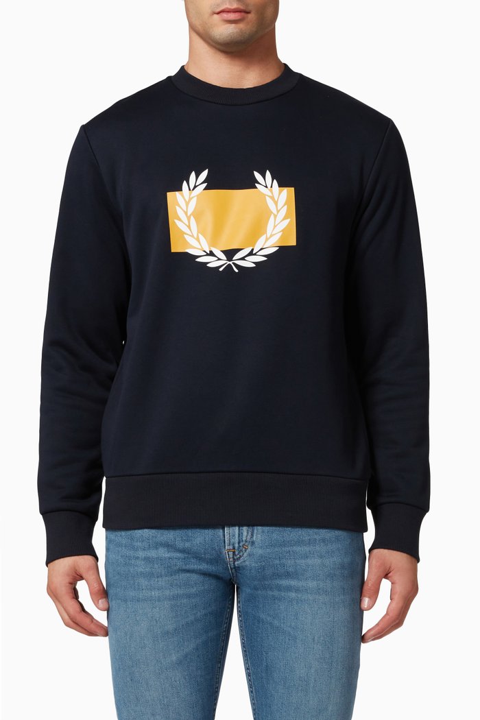 

Laurel Wreath Print Sweatshirt in Fleece, Blue