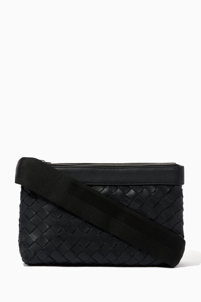 

Messenger Bag in Intrecciato Hydrology Calfskin, Black