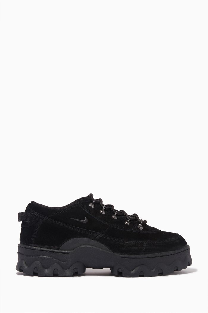 

Lahar Low Top Sneakers in Suede, Black