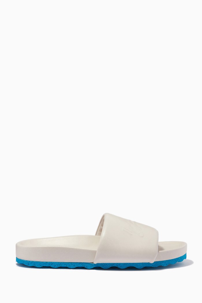 

Logo Slides in Leather, Neutral