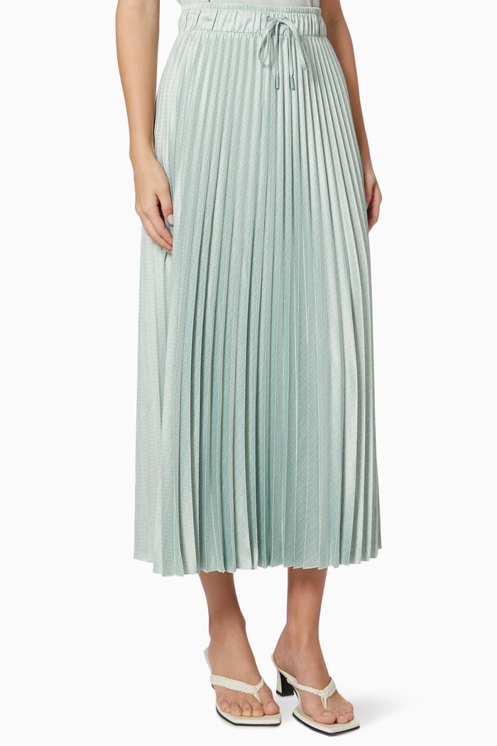 

Jean Monochrome Pleated Skirt in Satin, Green