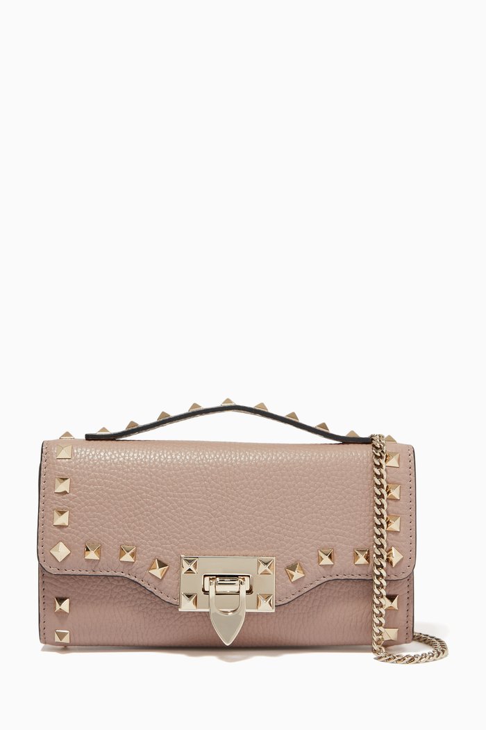 

Valentino Garavani Rockstud Chain Wallet in Grainy Leather, Neutral