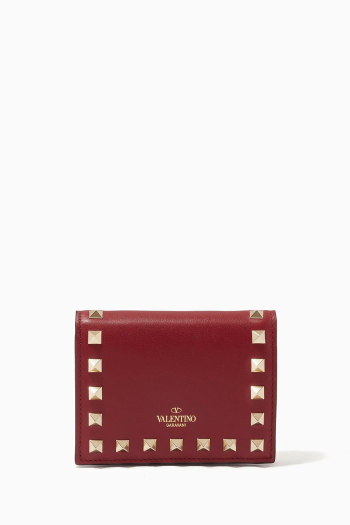 

Valentino Garavani Rockstud French Wallet in Leather, Burgundy
