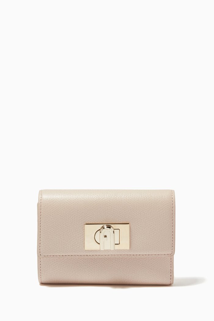 

Furla 1927 Compact Wallet in Grainy Leather, Pink
