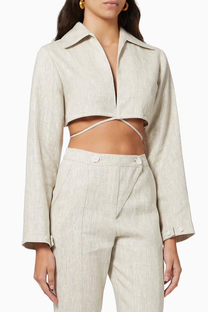 

Long Sleeve Spread Collar Crop Top in Cotton, Neutral