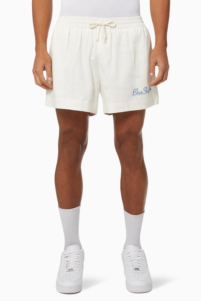 

Logo Shorts in Linen, Neutral