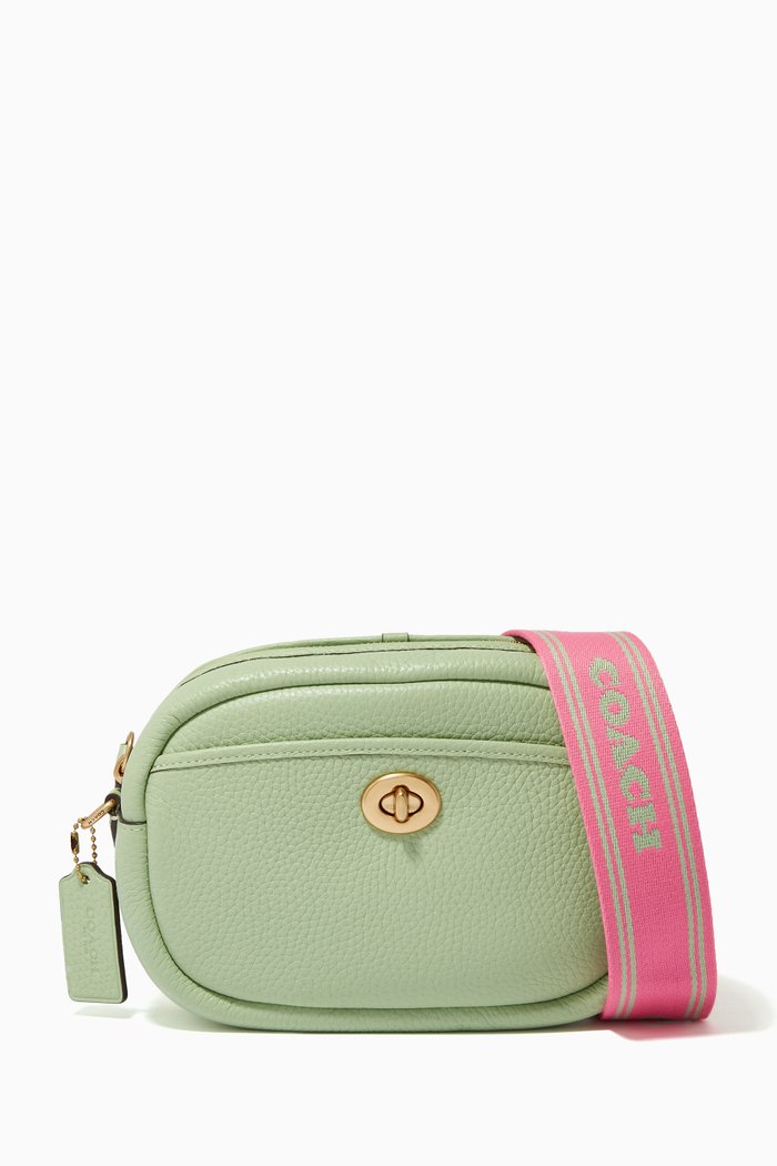 

Camera Bag in Pebble Leather, Green