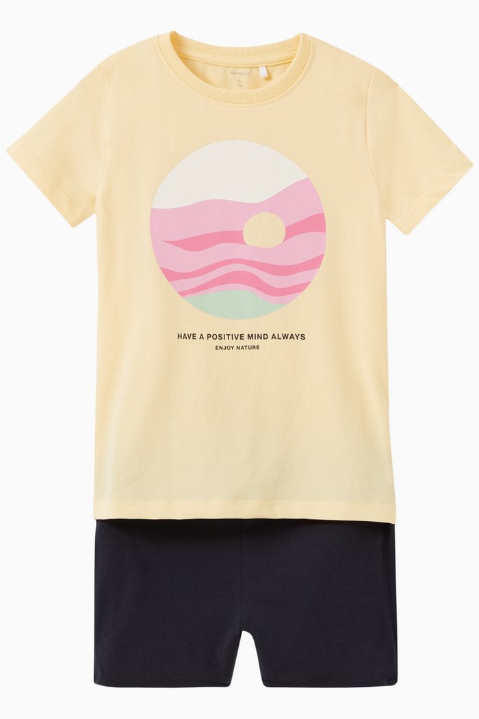 

Jolean T-shirt & Shorts Set in Cotton, Yellow
