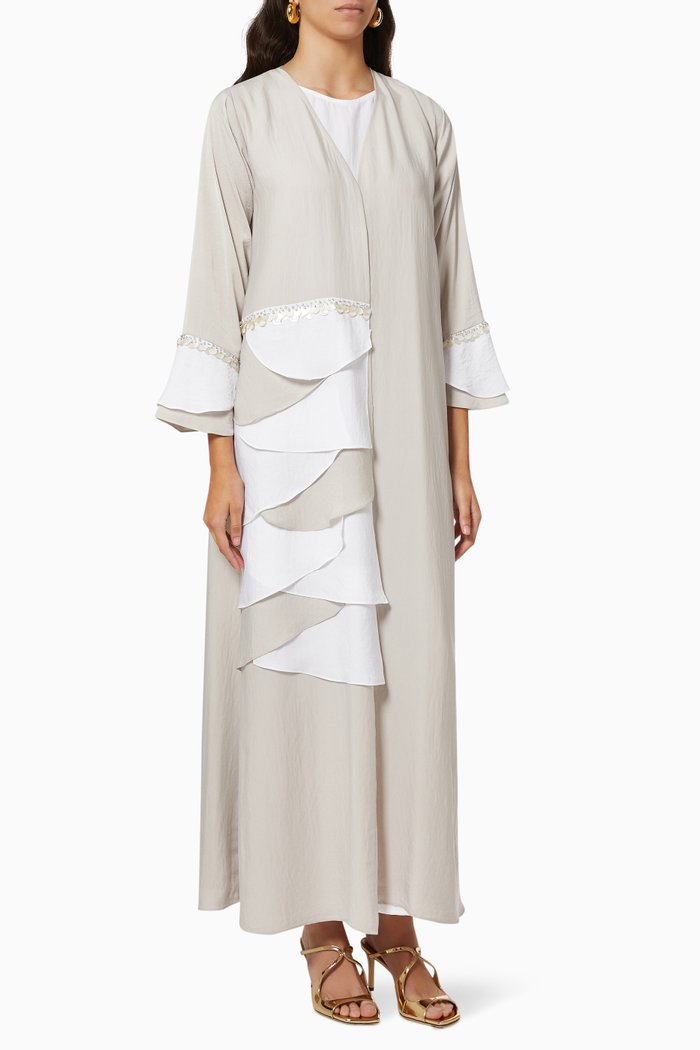 

Scallop Trim Abaya & Inner Dress, Neutral