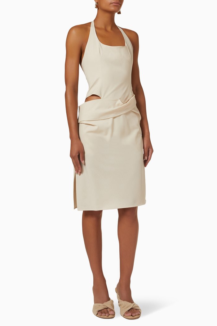 

La Robe Hielo, Neutral