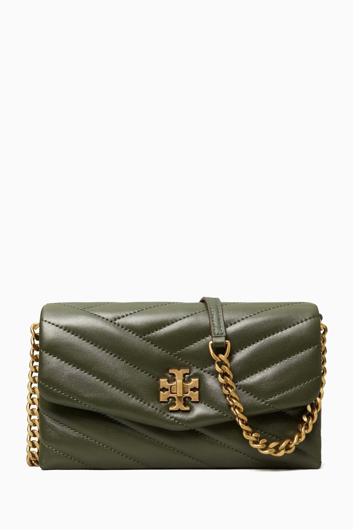 

Kira Chevron Chain Wallet in Leather, Green