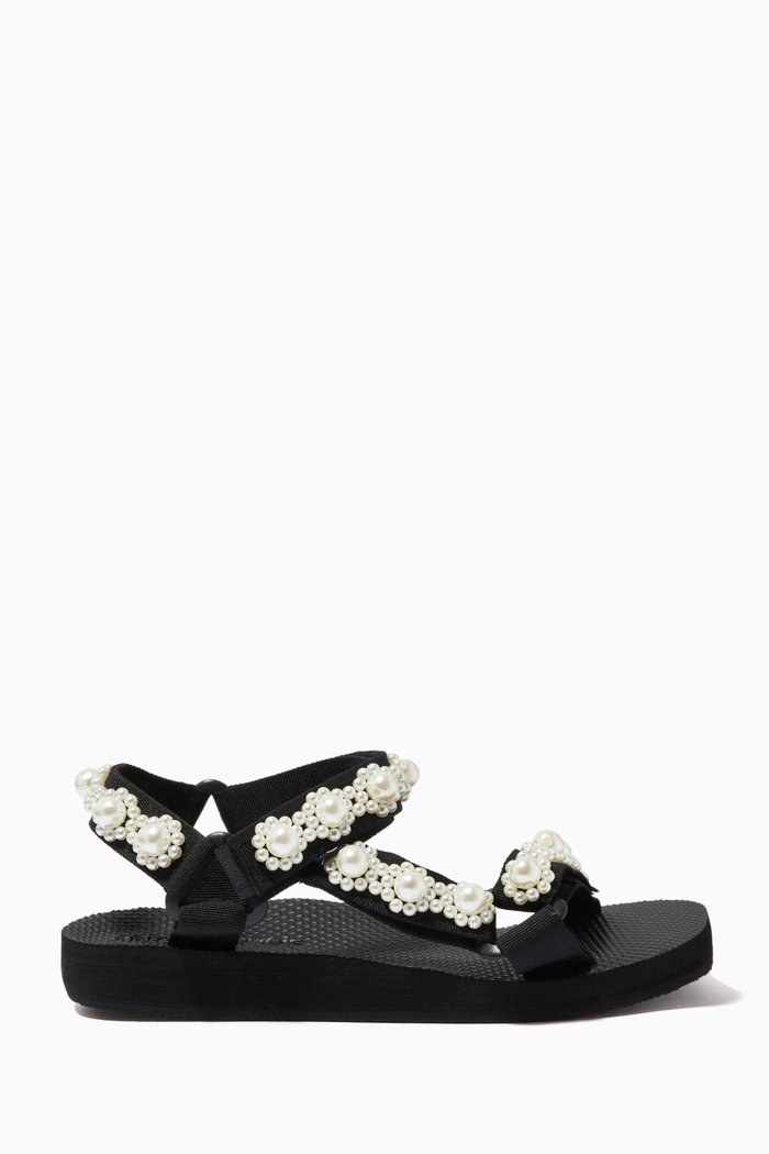 

Trekky Sandals with Pearls in Repreve®, White
