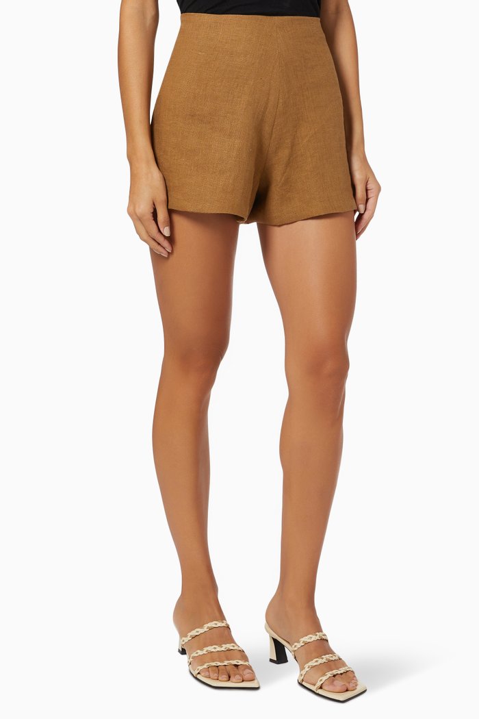 

Amalia Shorts in Linen, Brown