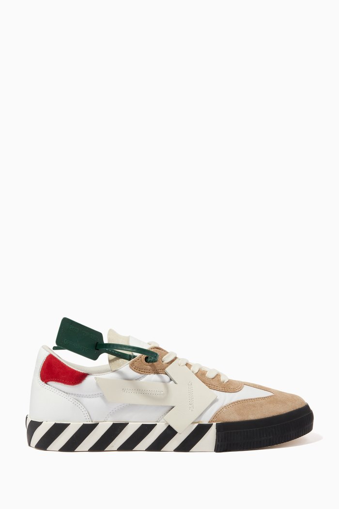Low Vulcanized Sneakers in Leather & Suede, White