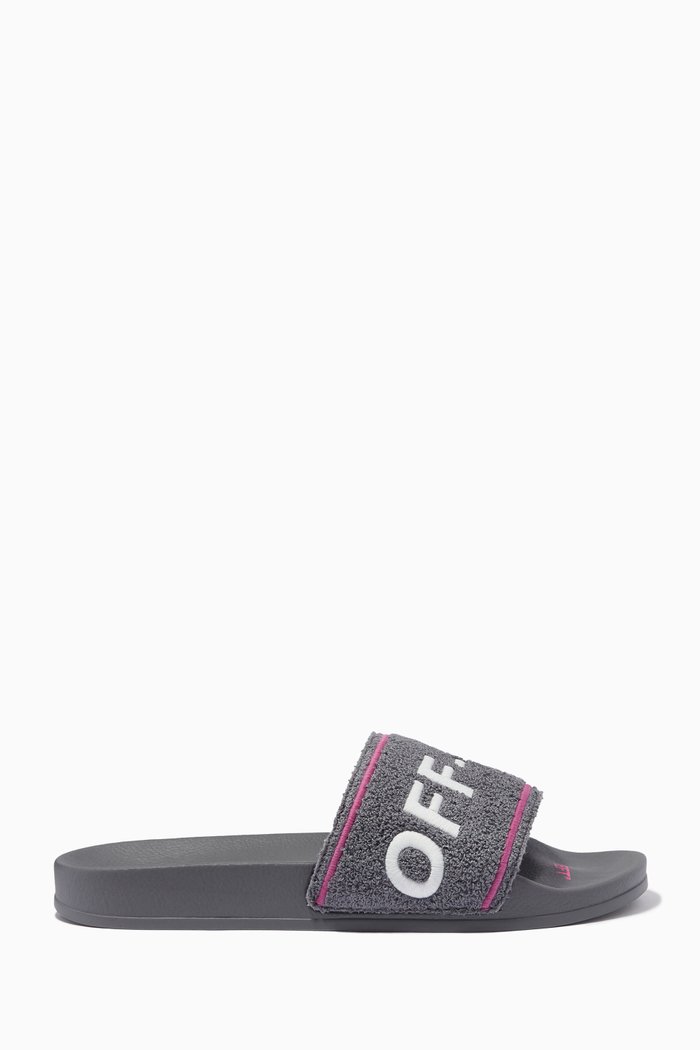 

Logo Slides in Towel Embroidery, Grey