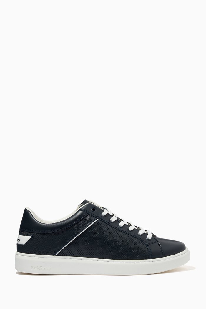 

Low Top Sneakers in Leather, Blue