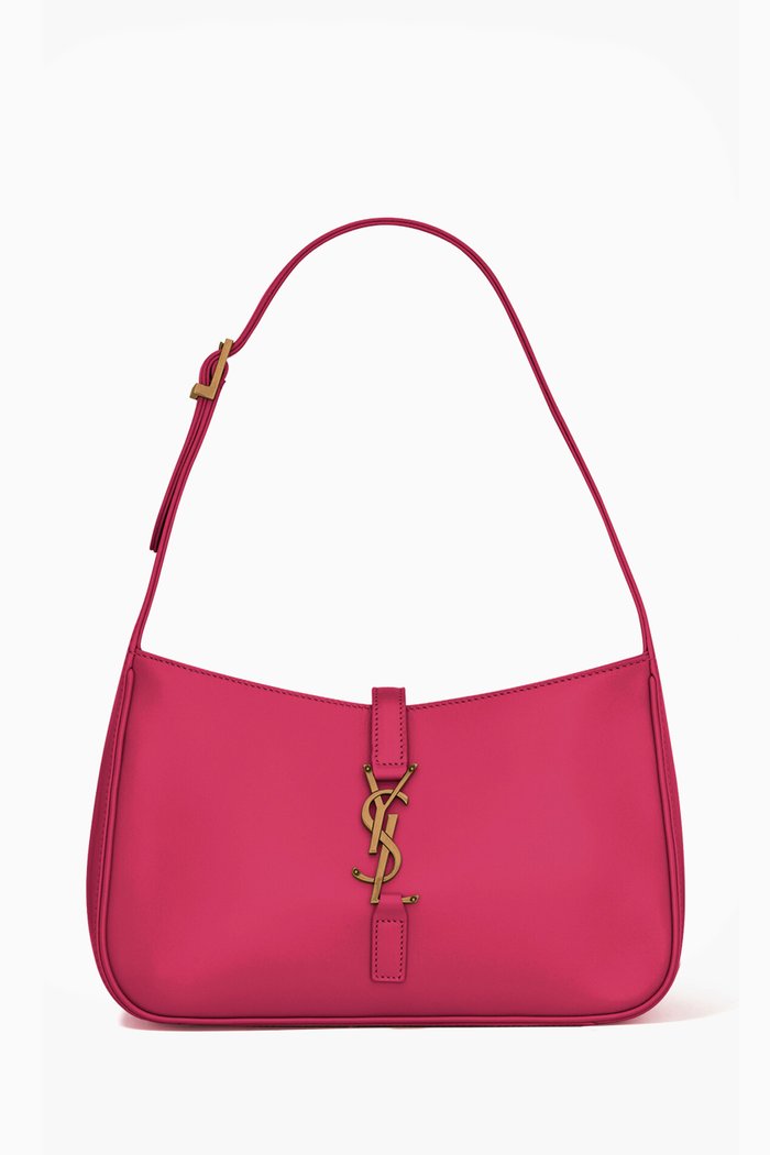 

Le 5 À 7 Hobo Bag in Smooth Leather, Pink