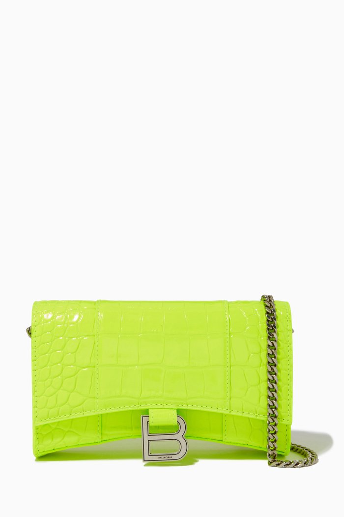 

Hourglass Wallet on Chain in Crocodile Embossed Calfskin, Yellow