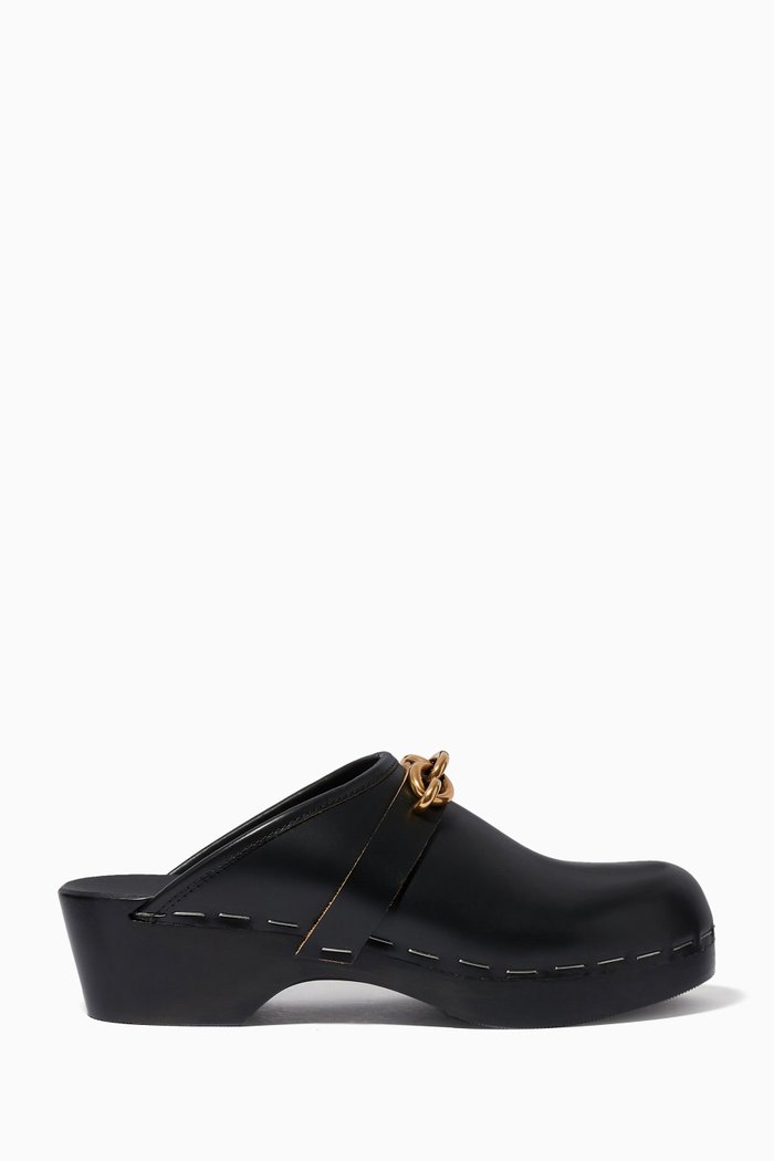 

Le Maillon Clogs in Smooth Leather, Black